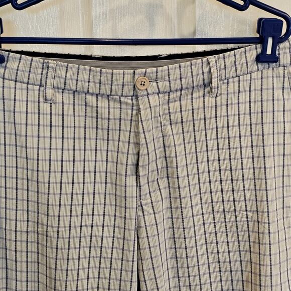 Tommy Bahama Striped Flat Front Shorts Blue White Breathable Mens Size 36 - Picture 2 of 7